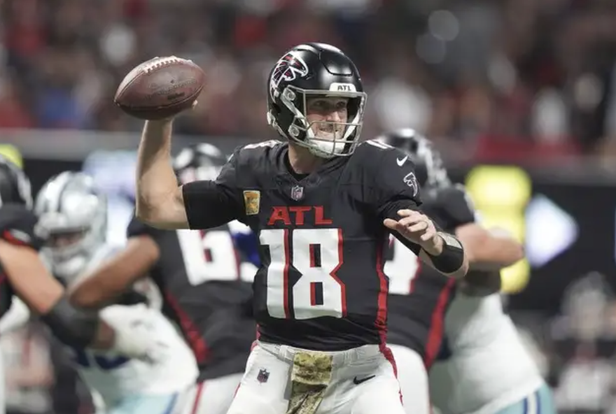 DALLAS CAE ANTE ATLANTA; BÚFALO SACA VICTORIA APRETADA CONTRA DELFINES